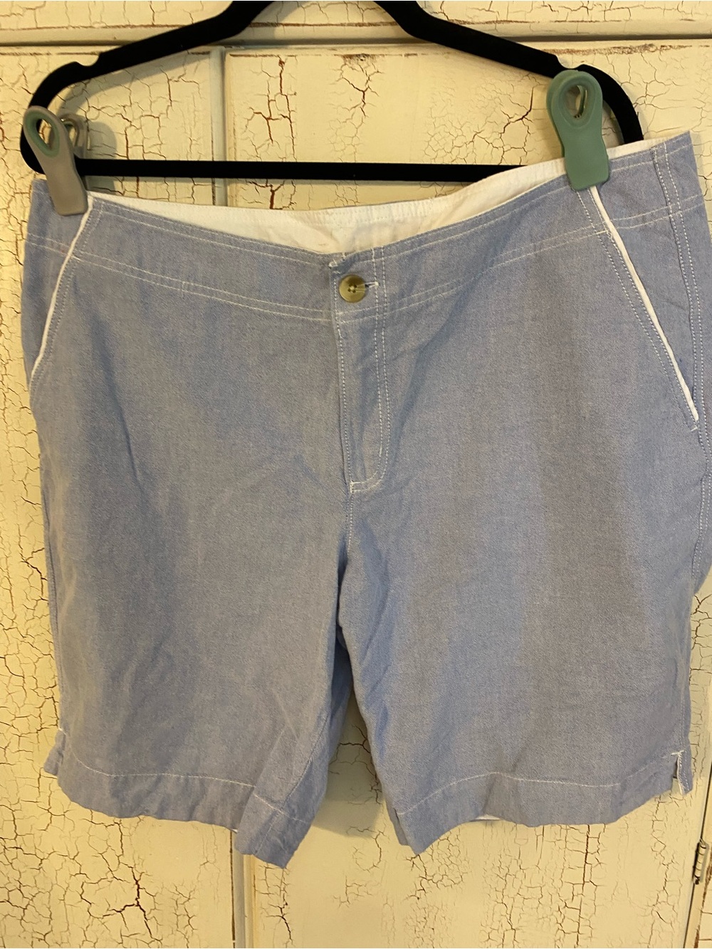 Columbia PFG Light Blue Casual Shorts with White Trim